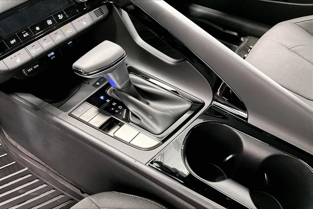 New 2026 Hyundai Elantra SEL Sport FWD image 20