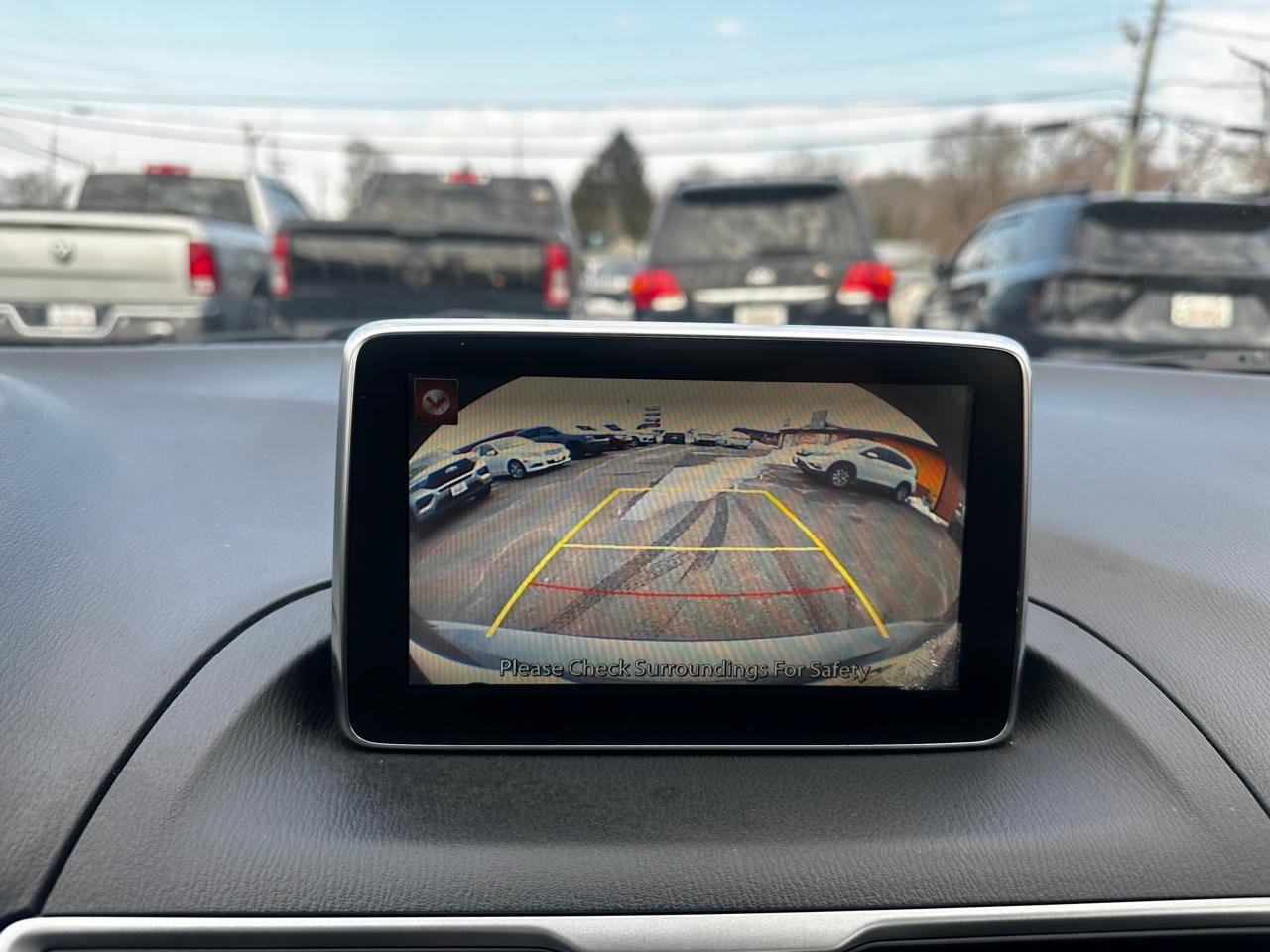 Used 2015 MAZDA MAZDA3 i Touring image 13