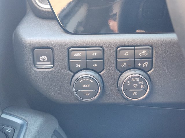 Used 2026 Chevrolet Silverado 2500 LT w/ Trail Boss Package AWD/4WD image 23