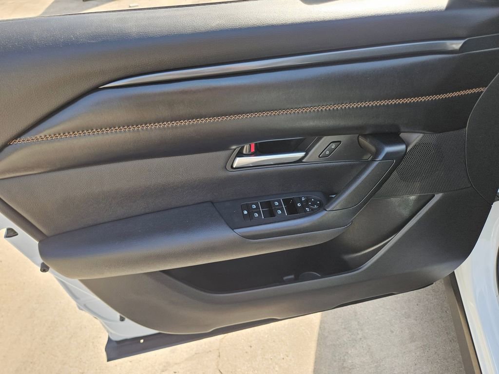 Used 2025 MAZDA CX-50 AWD 2.5 S w/ Premium Plus Pkg image 14