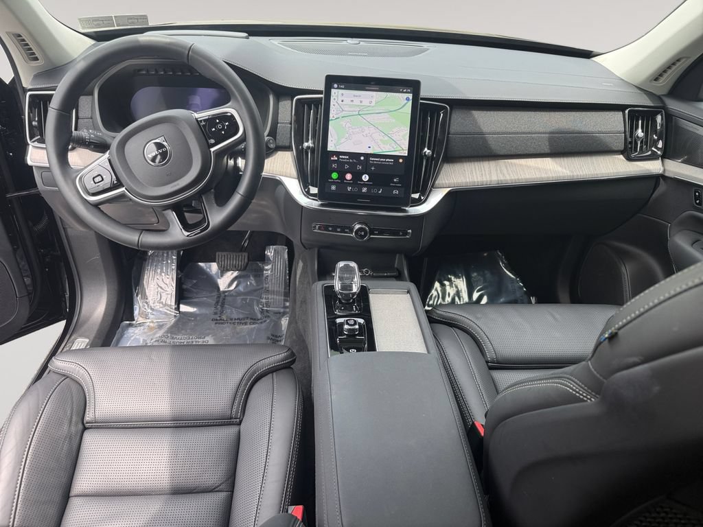 Used 2025 Volvo XC90 B6 Ultra w/ Protection Package AWD/4WD image 10