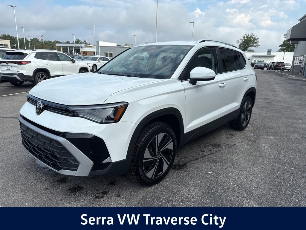 New 2025 Volkswagen Taos SE