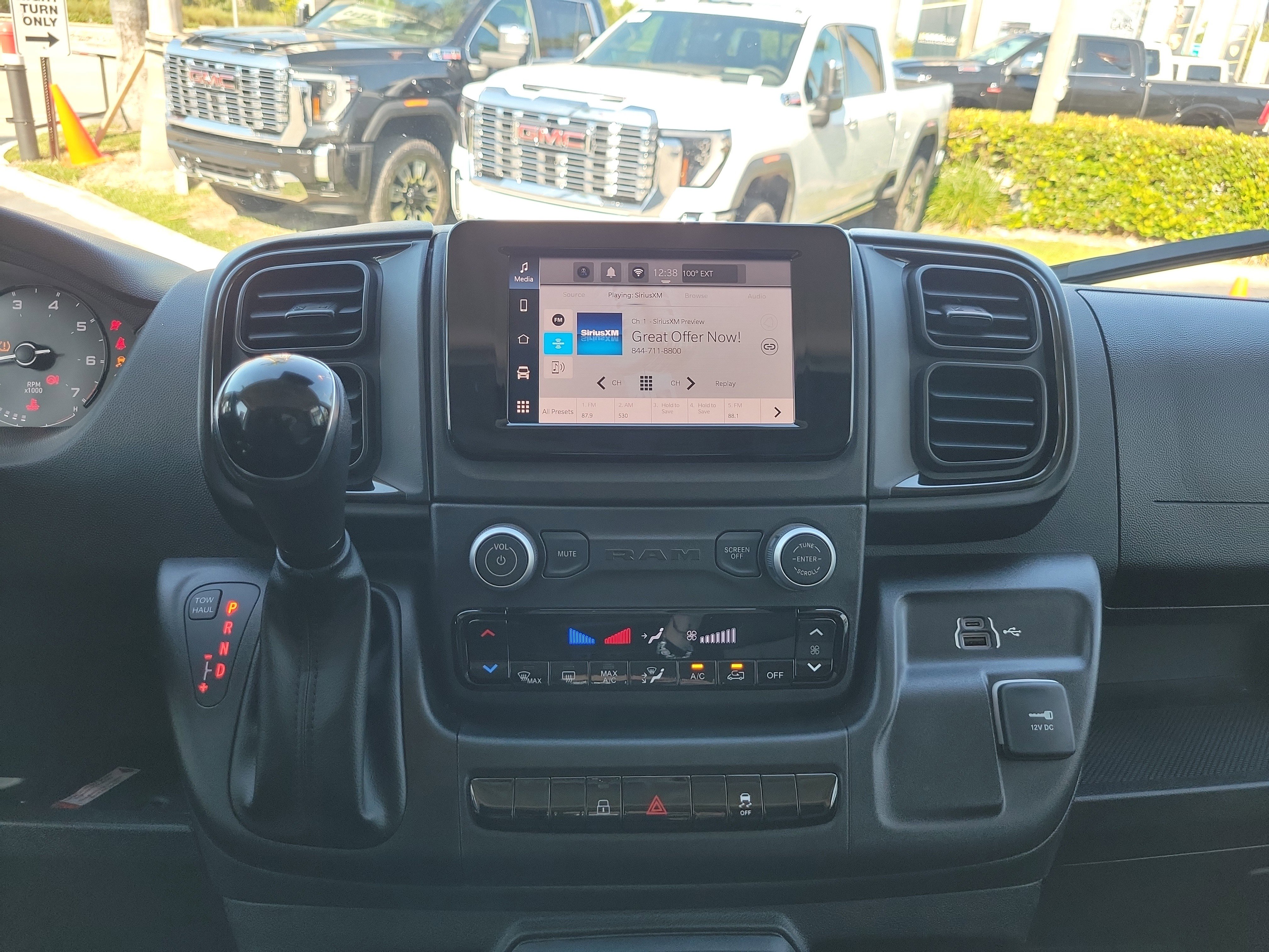 Used 2026 RAM ProMaster 2500 w/ Convenience Group FWD image 20