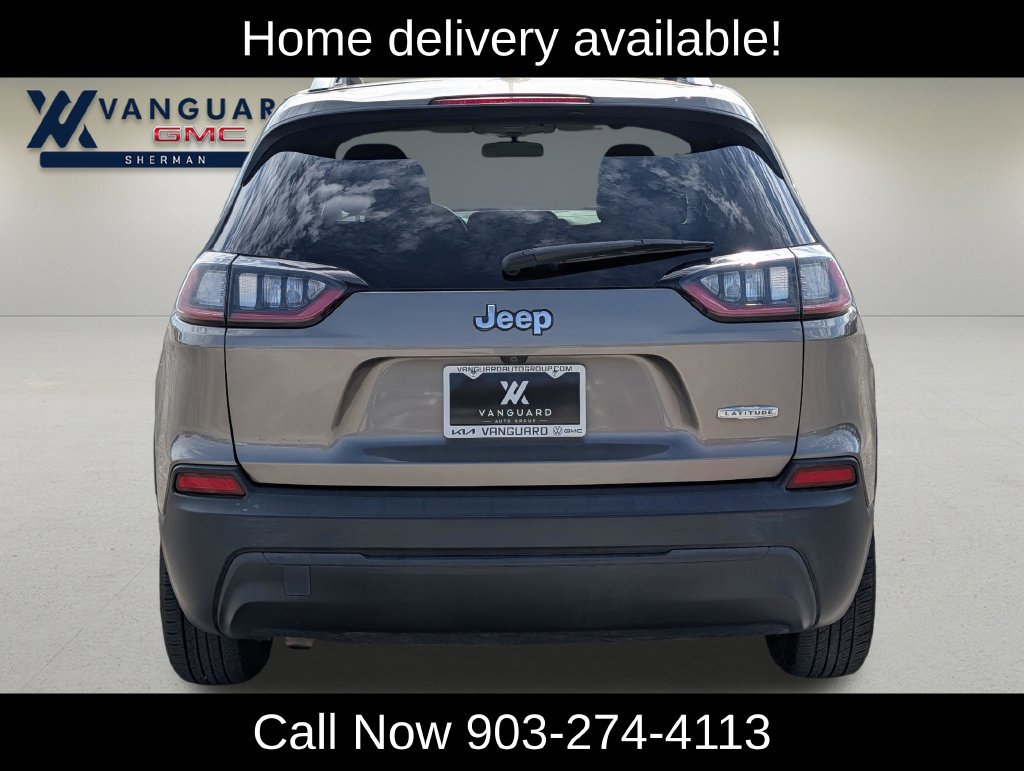 Used 2019 Jeep Cherokee Latitude w/ Cold Weather Group FWD image 6