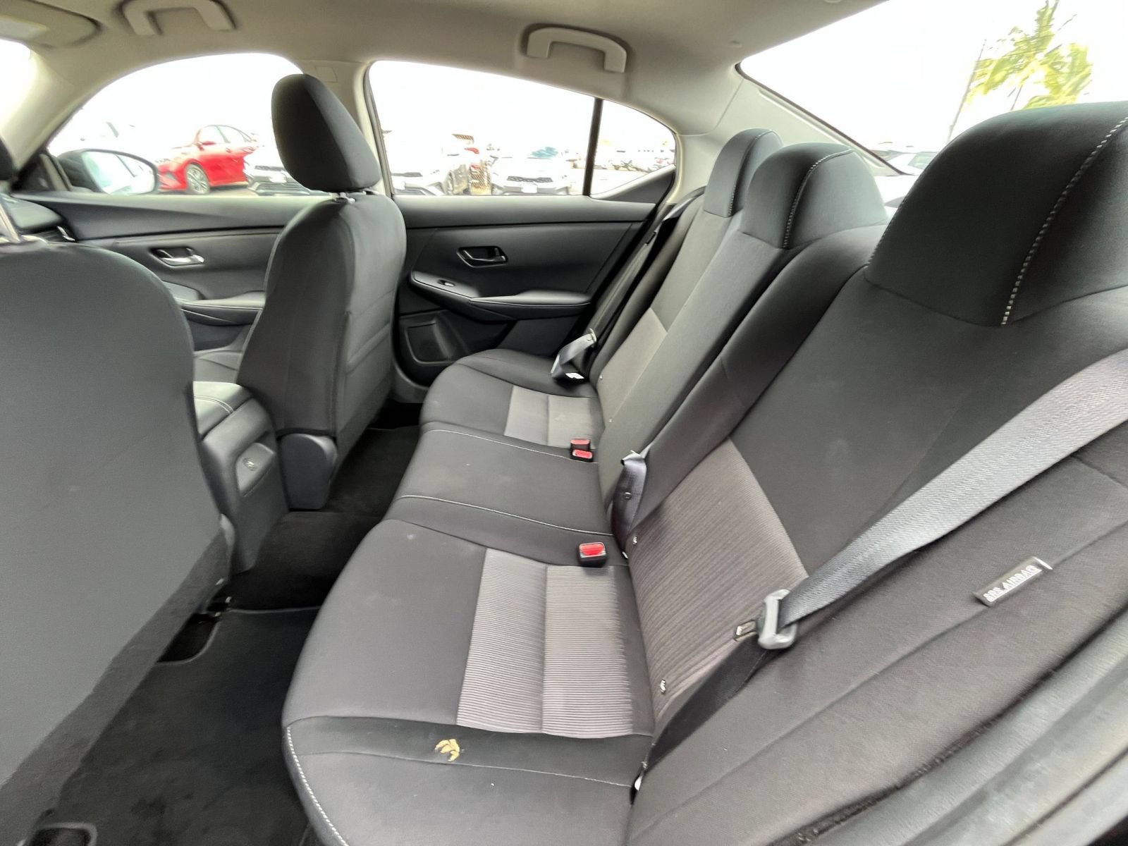 Used 2025 Nissan Sentra SV FWD image 22