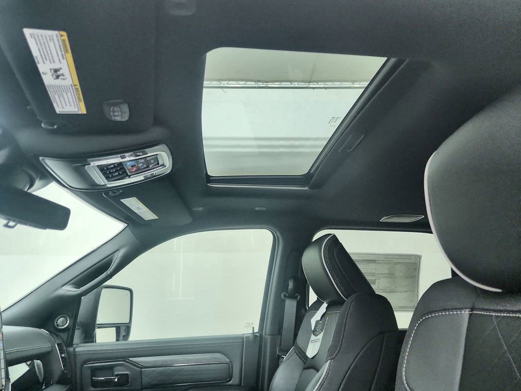 New 2026 RAM 2500 Limited image 31