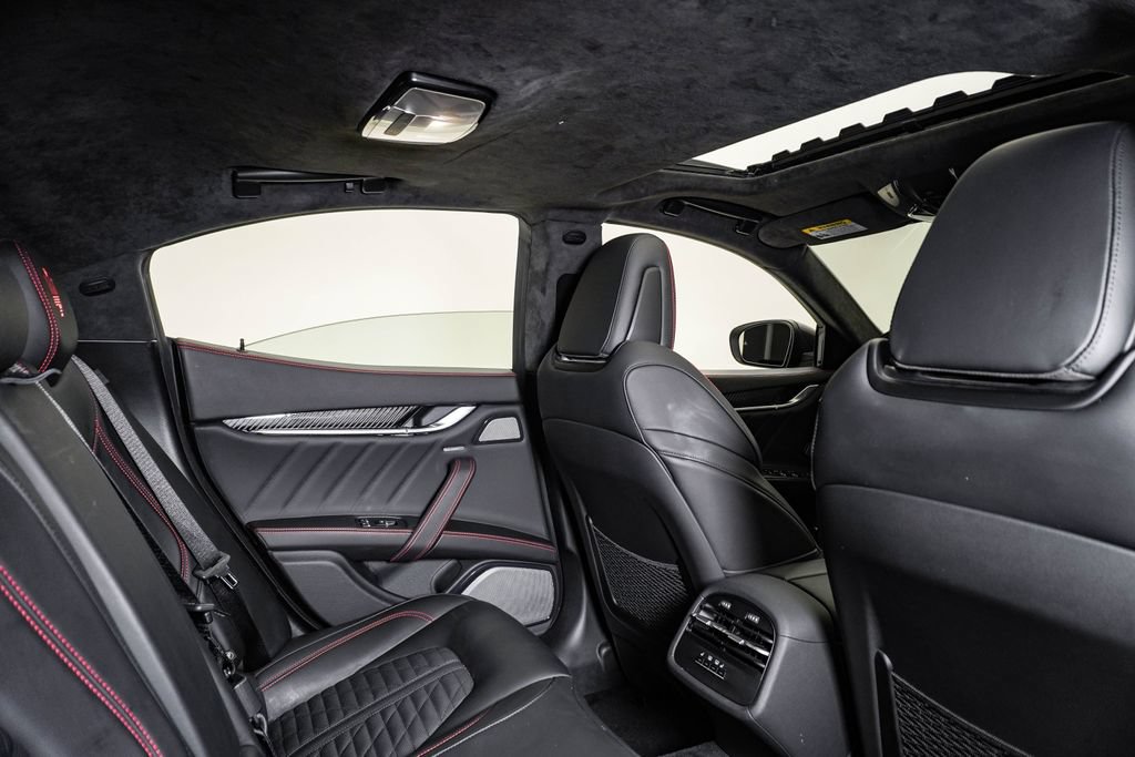 Certified 2023 Maserati Ghibli Modena Q4 AWD/4WD image 16