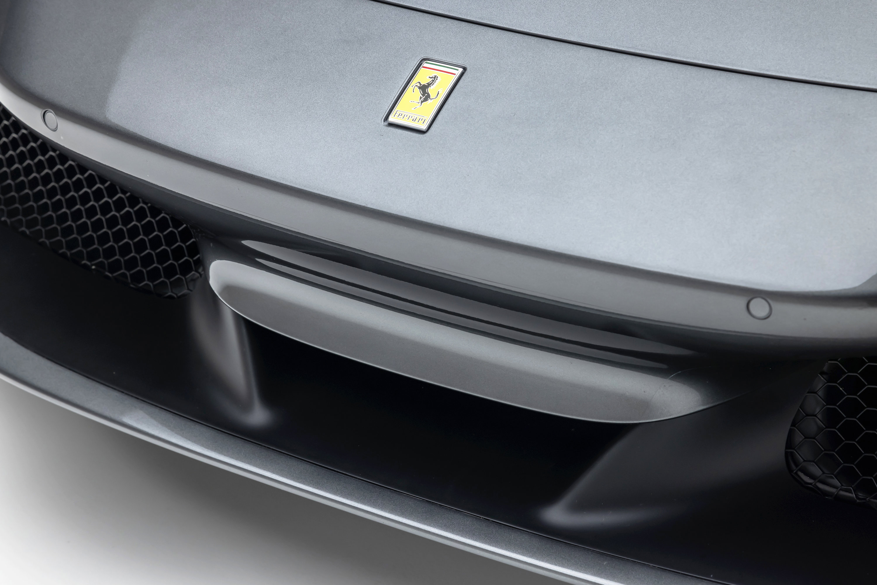 Certified 2022 Ferrari F8 Tributo RWD image 43