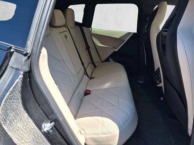 Certified 2024 BMW iX xDrive50 w/ Premium Package AWD/4WD image 20