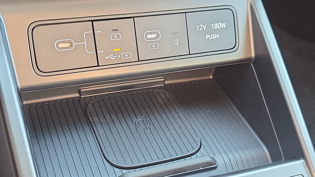 New 2026 Hyundai Kona SEL Premium AWD/4WD image 29