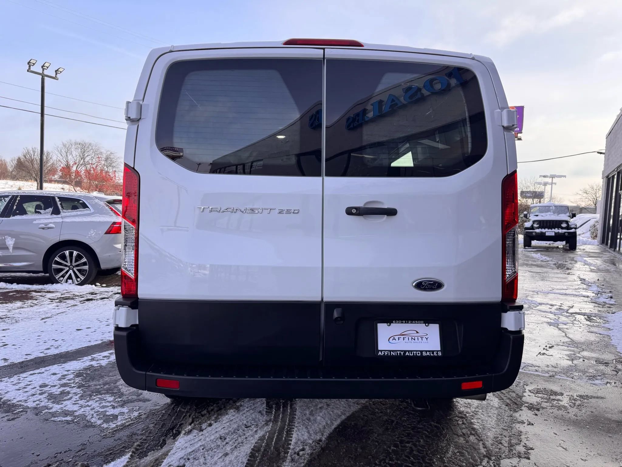 Used 2024 Ford Transit 250 Low Roof w/ Exterior Upgrade Package image 4