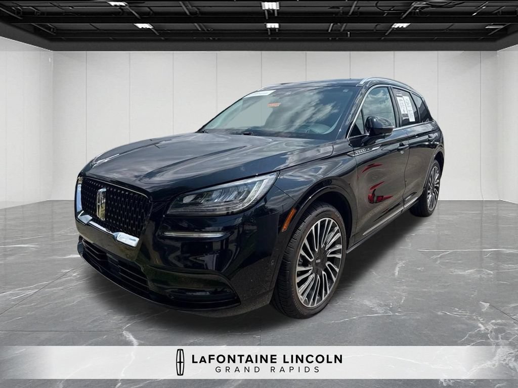 Used 2022 Lincoln Corsair Reserve w/ Equipment Group 201A AWD/4WD image 1