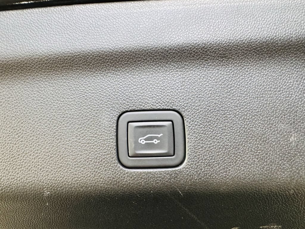 Certified 2025 Chevrolet Tahoe LT AWD/4WD image 26