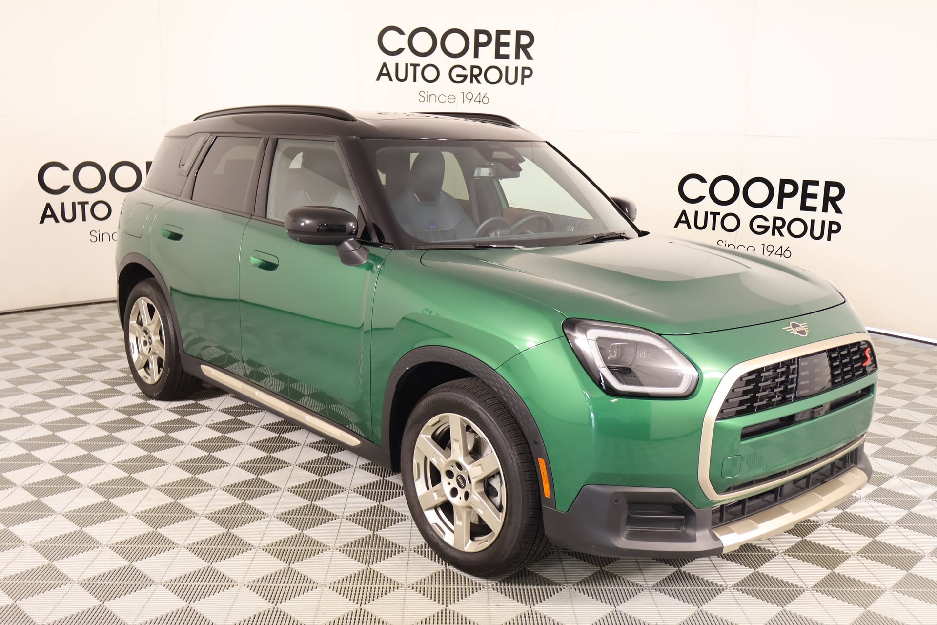 Used 2025 MINI Cooper Countryman S AWD/4WD image 1