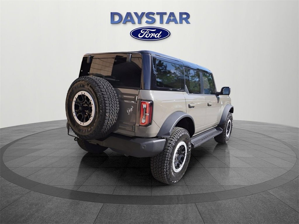 New 2025 Ford Bronco Outer Banks image 3