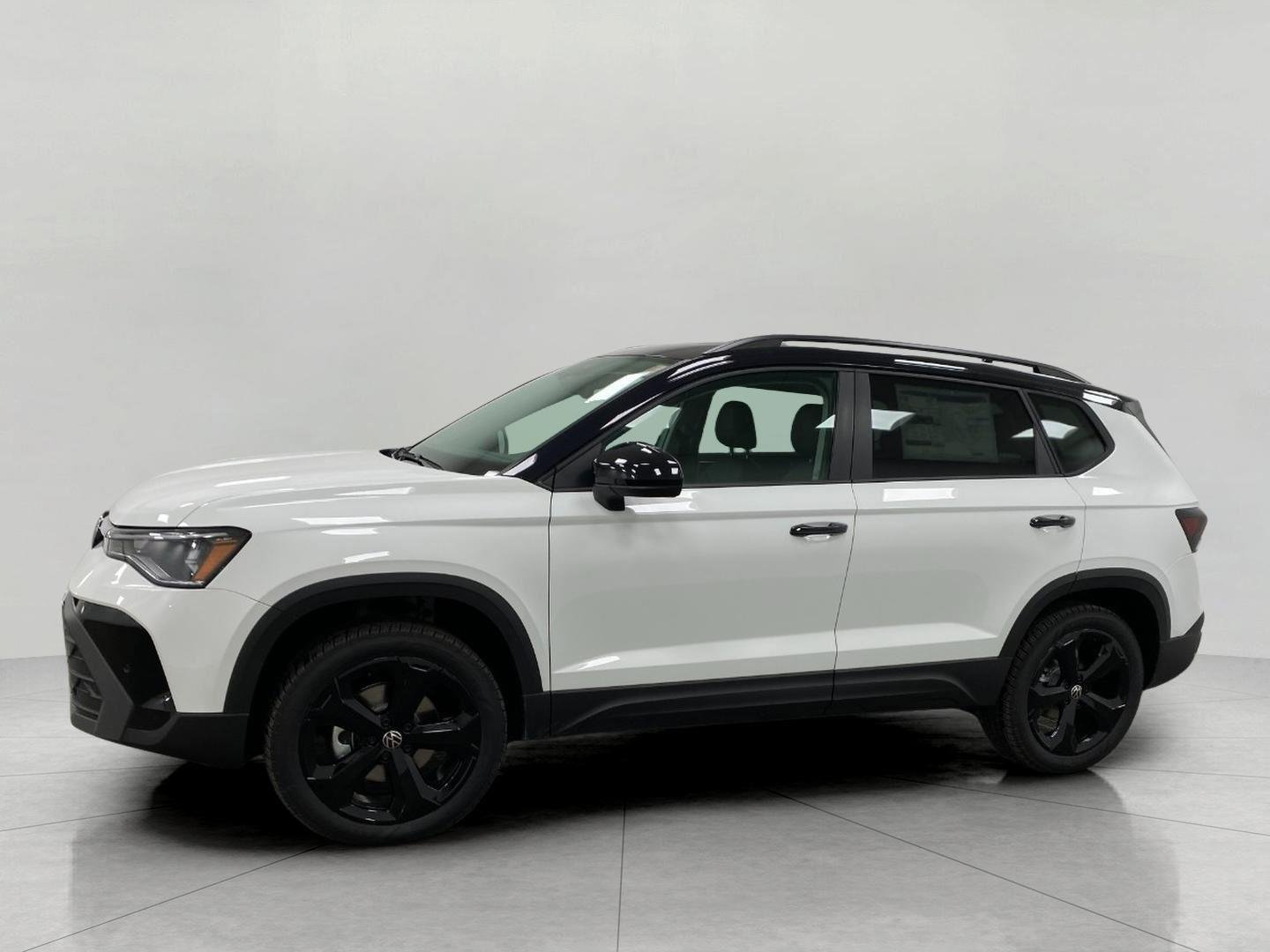 New 2026 Volkswagen Taos SE AWD/4WD image 37