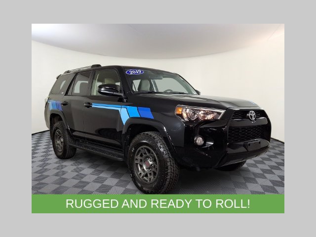 Used 2019 Toyota 4Runner SR5 AWD/4WD image 1