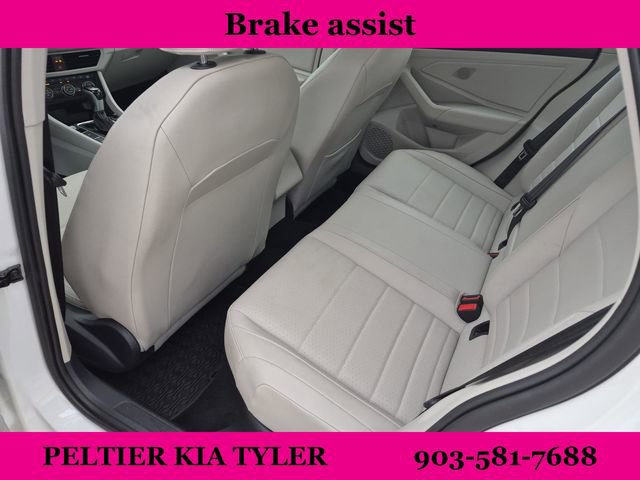 Used 2023 Volkswagen Jetta SE w/ Panoramic Sunroof Package FWD image 24