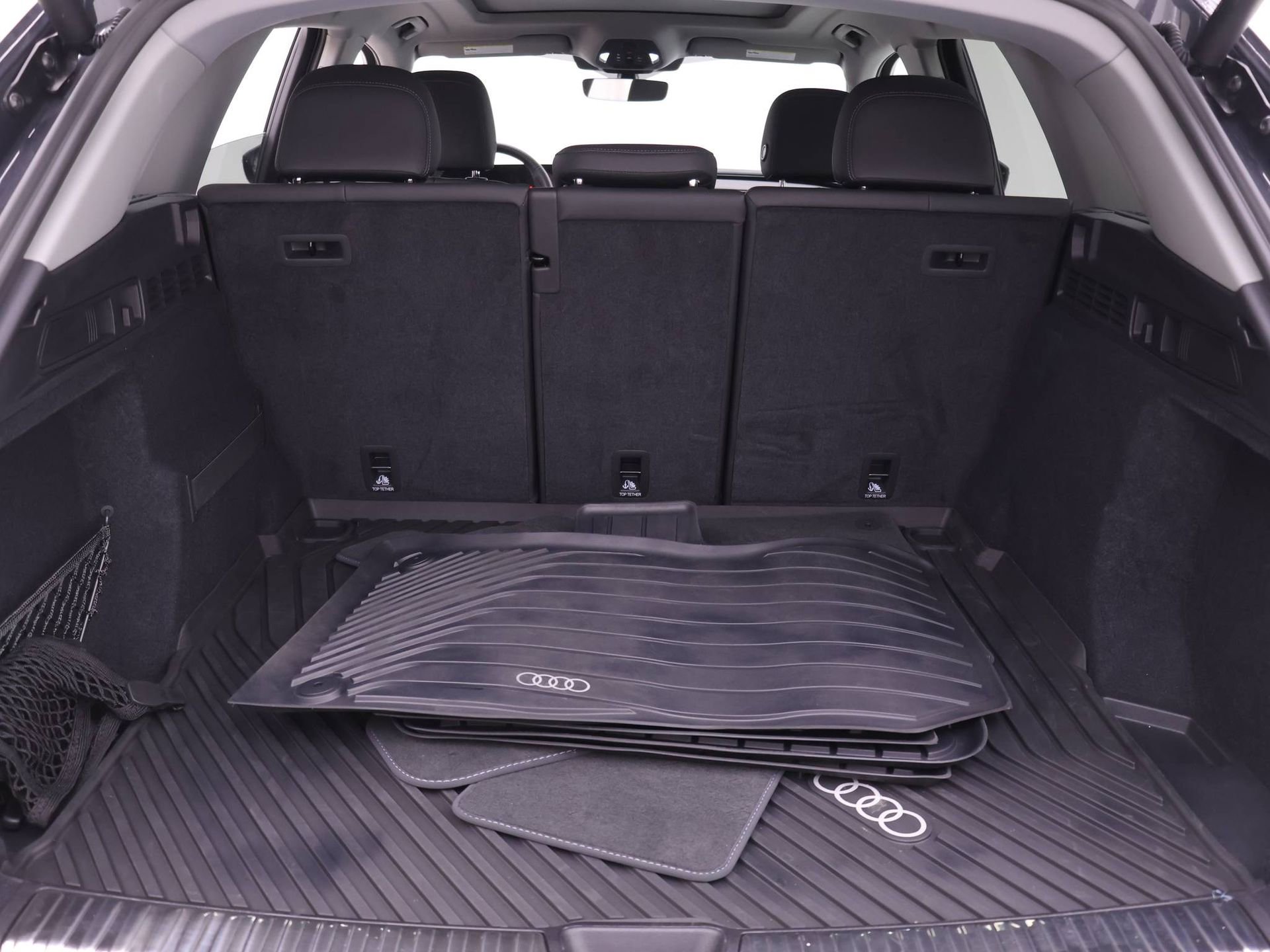 Certified 2025 Audi Q5 Premium w/ Convenience Package image 17