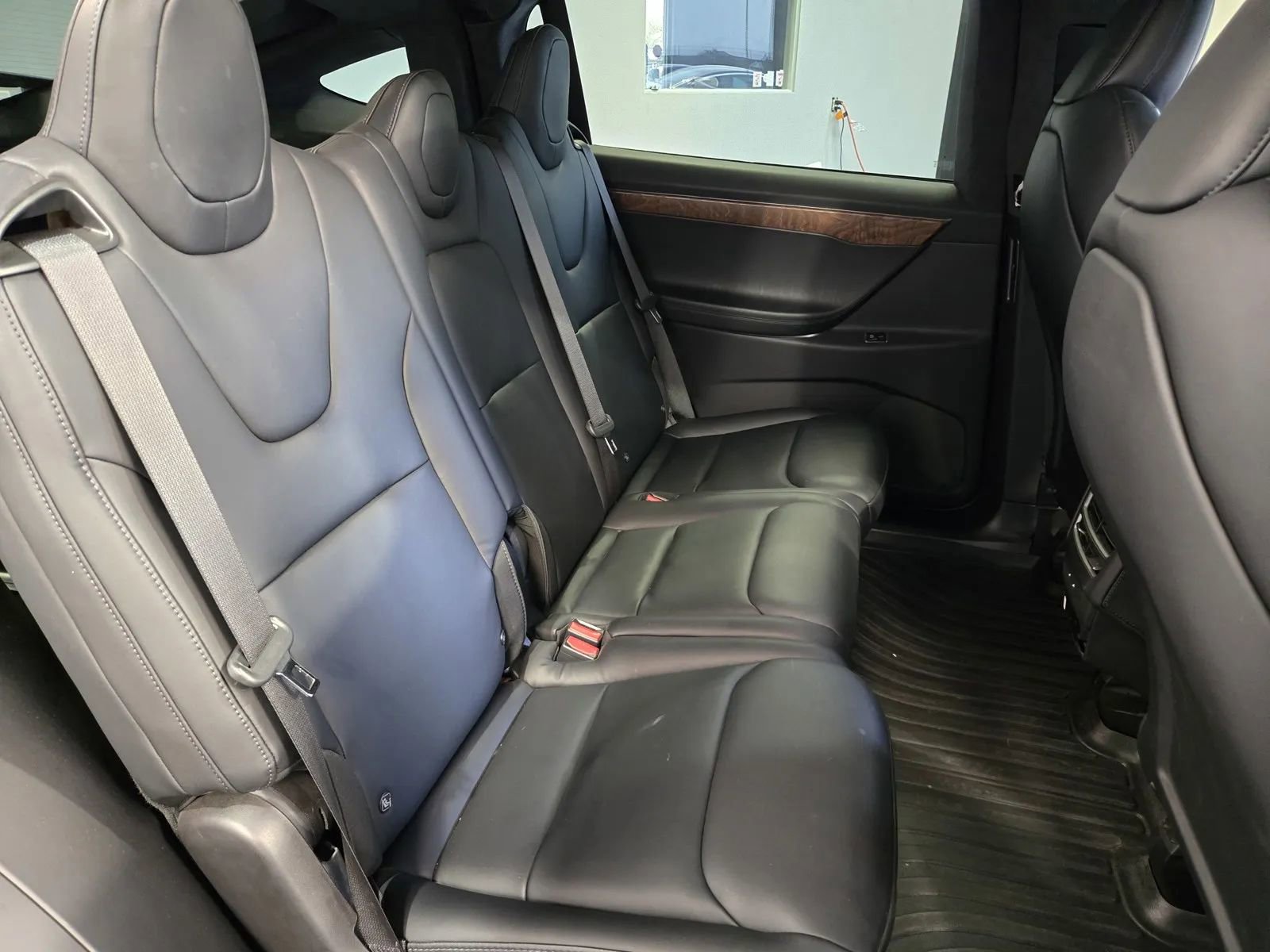 Used 2020 Tesla Model X Long Range AWD/4WD image 8