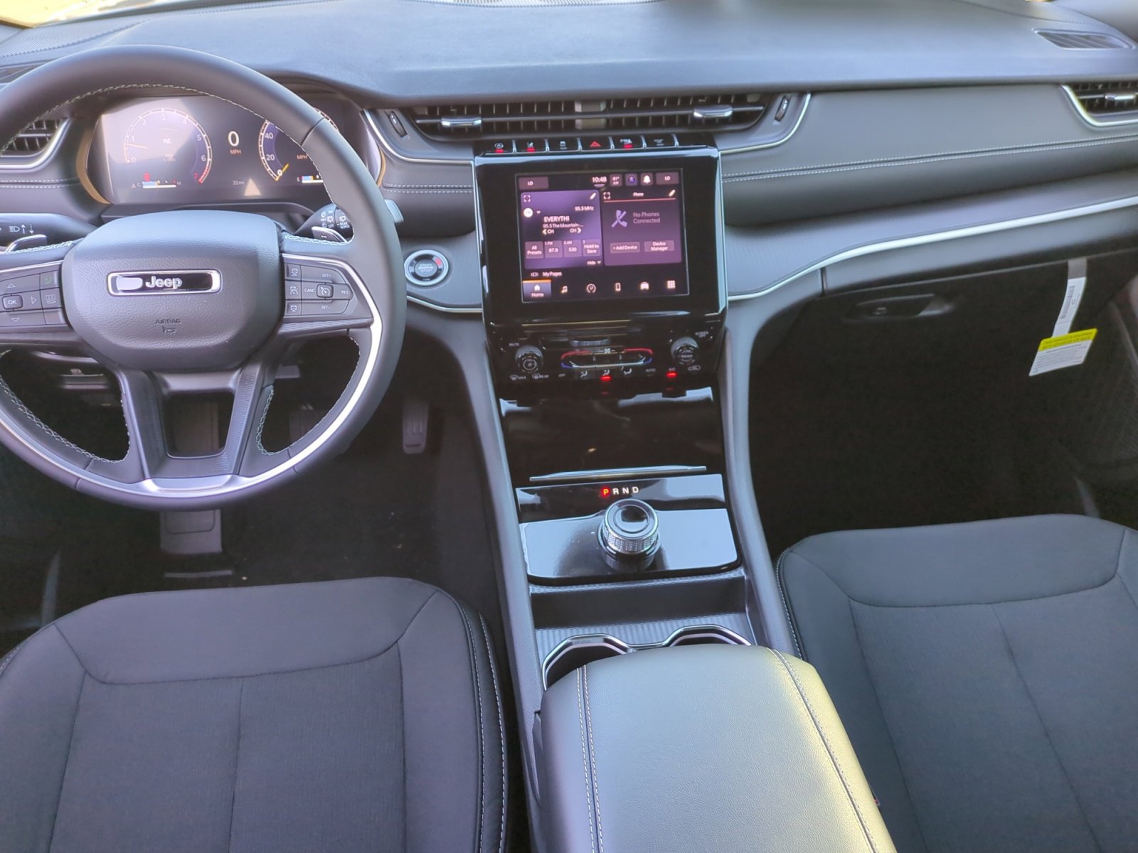 New 2025 Jeep Grand Cherokee Laredo image 20