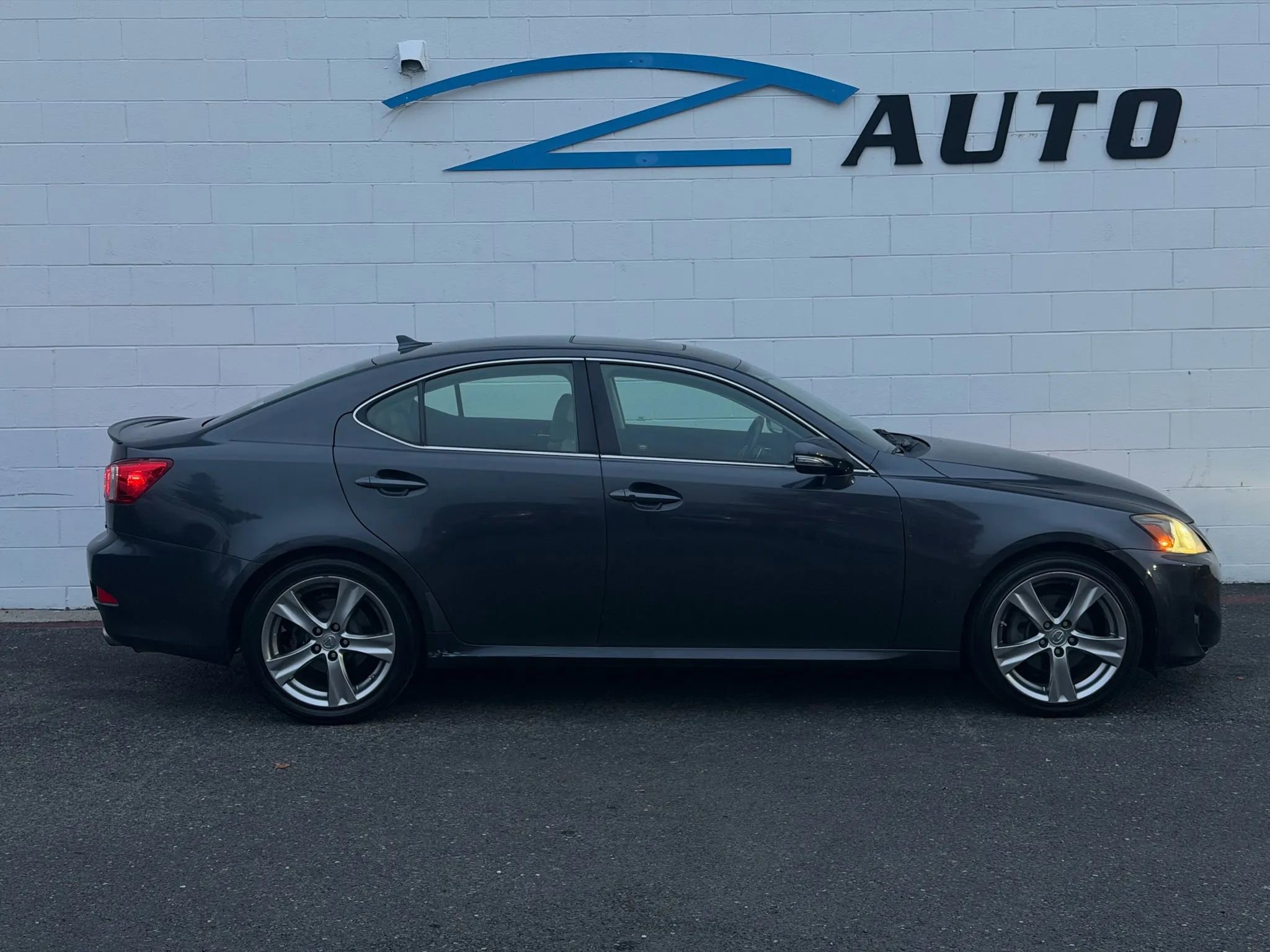 Used 2011 Lexus IS 250 image 6