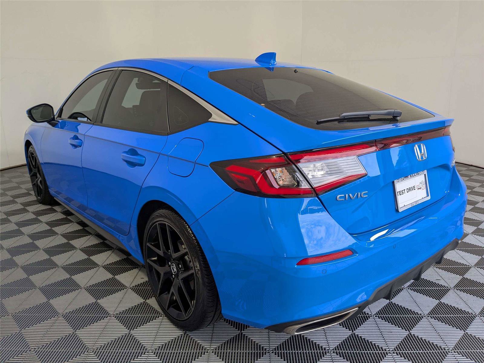 Used 2024 Honda Civic Sport Touring image 8