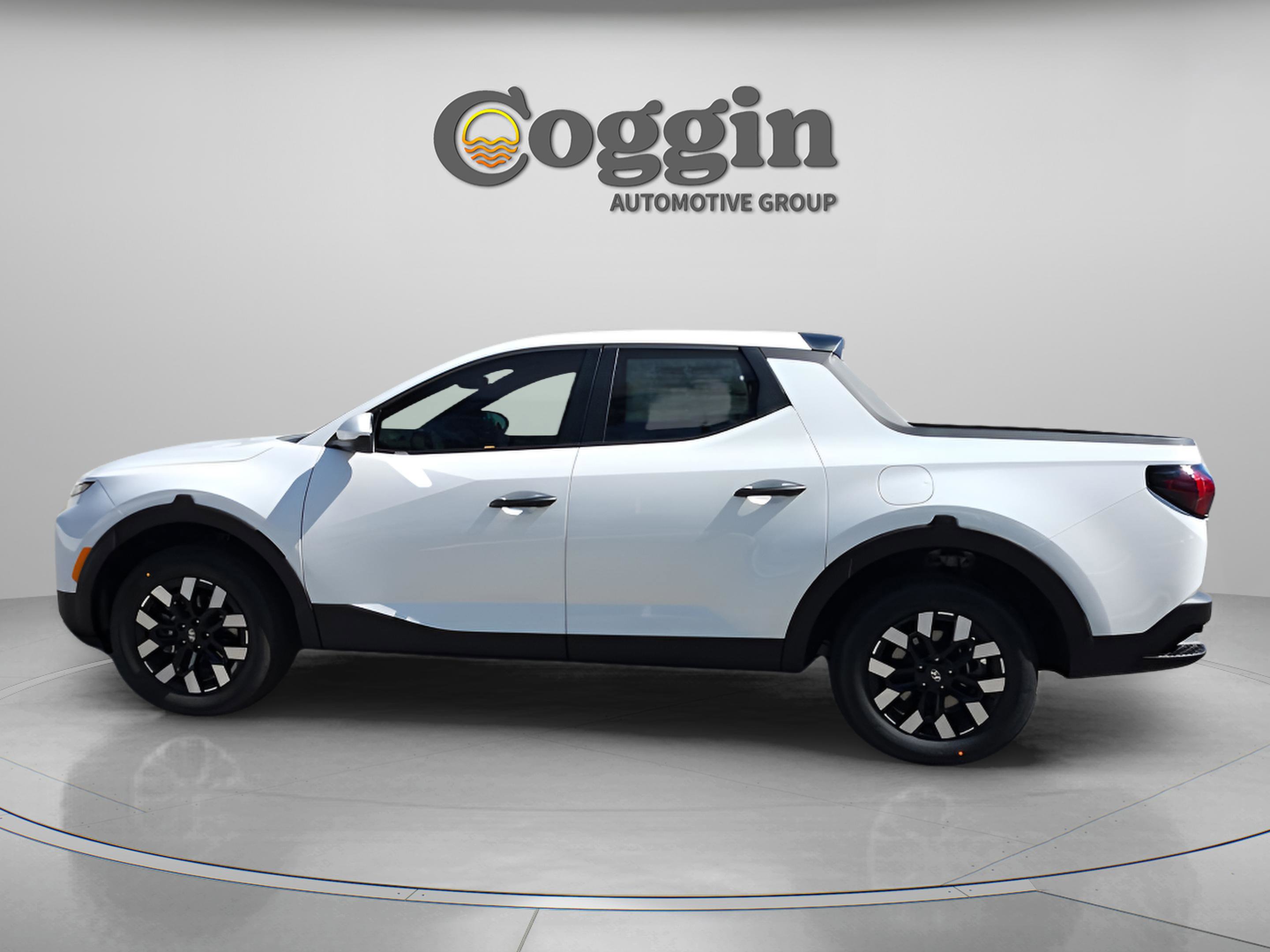 New 2026 Hyundai Santa Cruz SE image 3