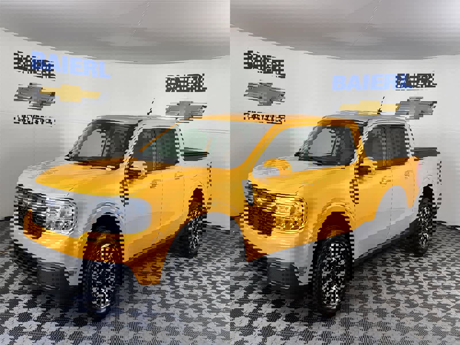 Used 2023 Ford Maverick Lariat w/ Lariat Luxury Package image 1