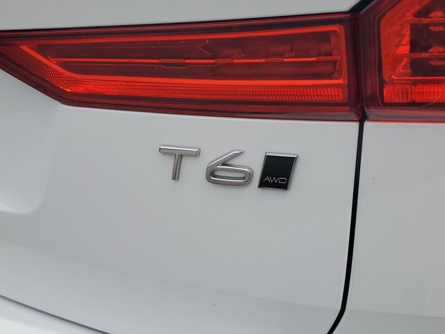 Used 2019 Volvo XC60 T6 Momentum w/ Premium Package AWD/4WD image 7