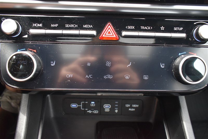 Used 2025 Hyundai Santa Cruz SEL AWD/4WD image 19
