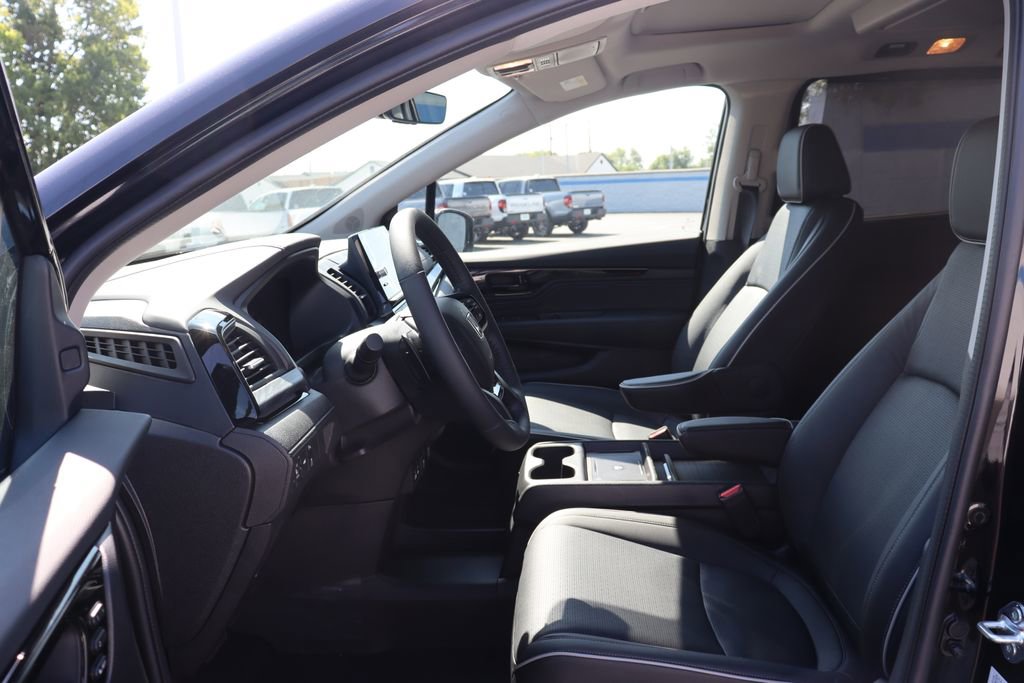 Used 2026 Honda Odyssey Elite image 32