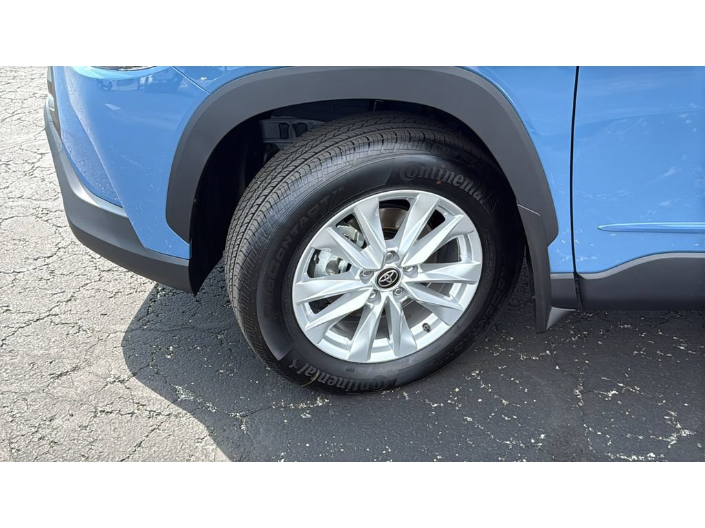 New 2026 Toyota Corolla Cross LE AWD/4WD image 13