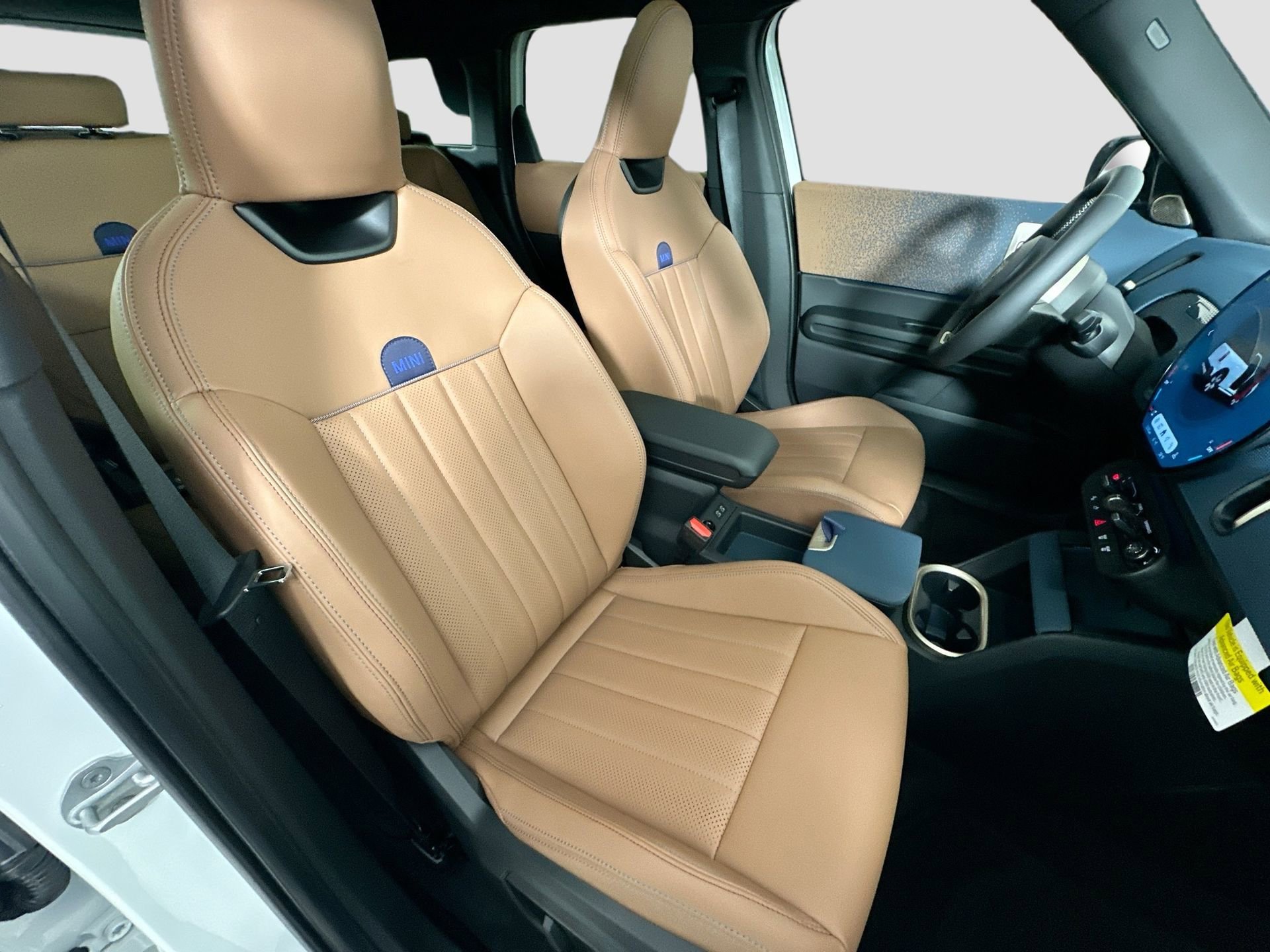 New 2025 MINI Cooper Countryman SE w/ Comfort Package Max image 31