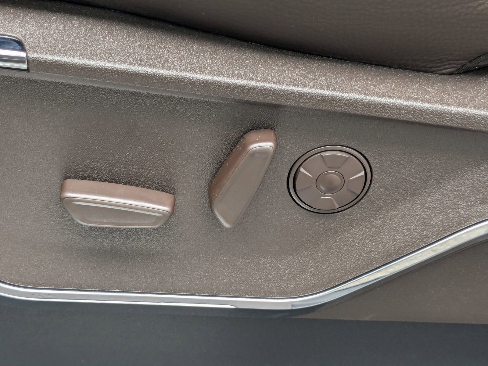 New 2025 Ford F350 King Ranch w/ Chrome Package image 20