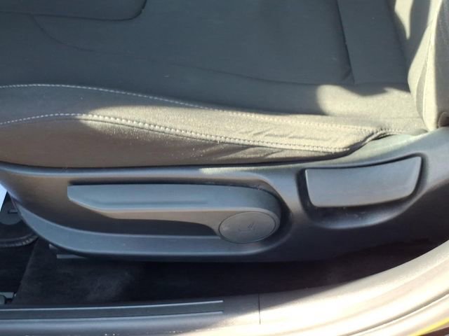 Used 2022 Hyundai Elantra Blue FWD image 18
