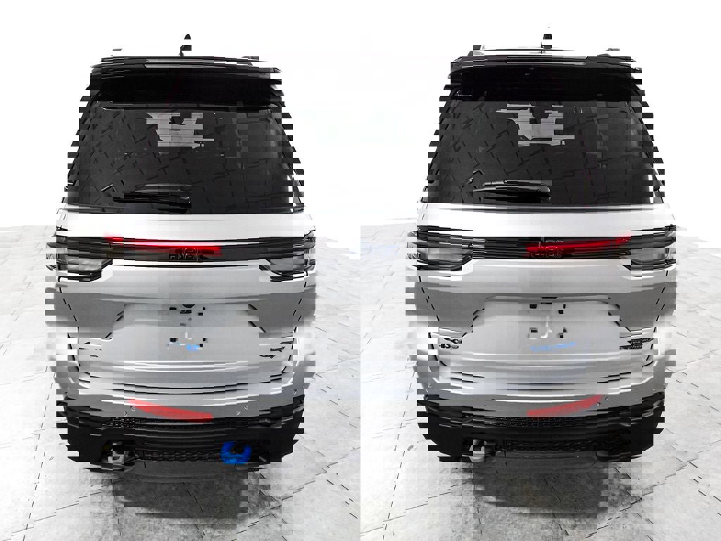 Used 2023 Jeep Grand Cherokee Trailhawk AWD/4WD image 5