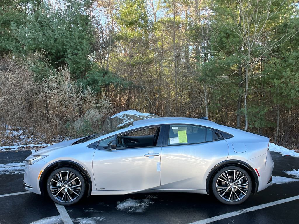 New 2026 Toyota Prius XLE image 2