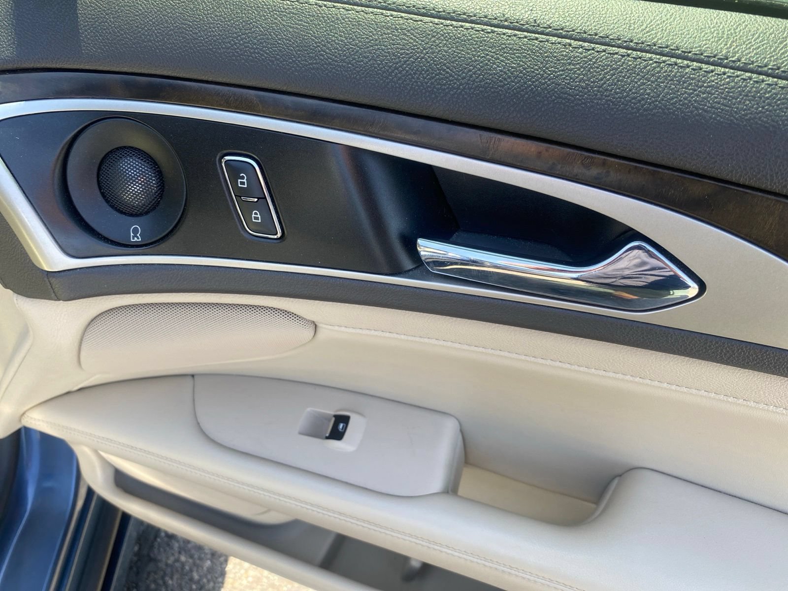 Certified 2019 Lincoln MKZ Reserve w/ Reserve Plus Package FWD image 28