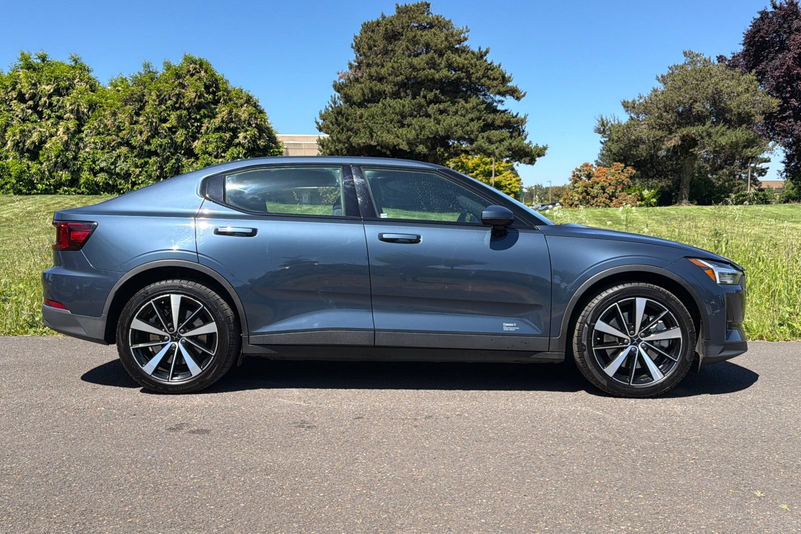 Used 2021 Polestar Polestar 2 AWD/4WD image 2