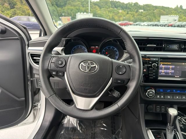 Used 2016 Toyota Corolla S Premium FWD image 13