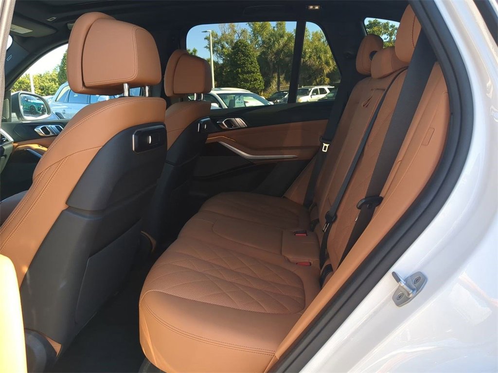 Used 2026 BMW X5 xDrive40i image 15