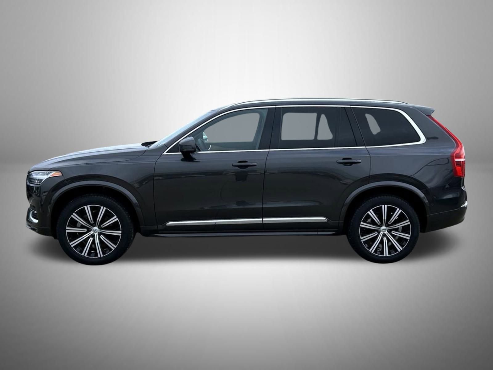 Used 2024 Volvo XC90 B6 Plus image 8