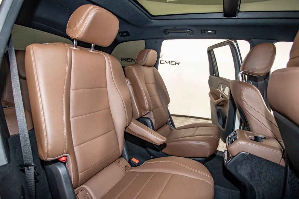 Used 2024 Mercedes-Benz GLS 450 4MATIC image 19
