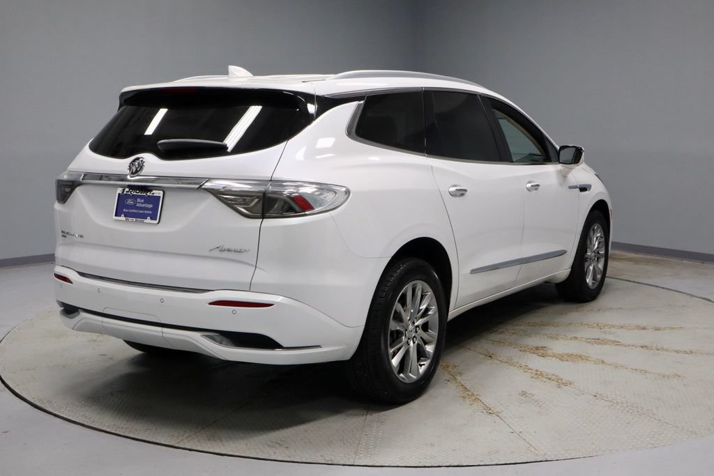 Used 2023 Buick Enclave Avenir w/ Avenir Technology Package AWD/4WD image 11