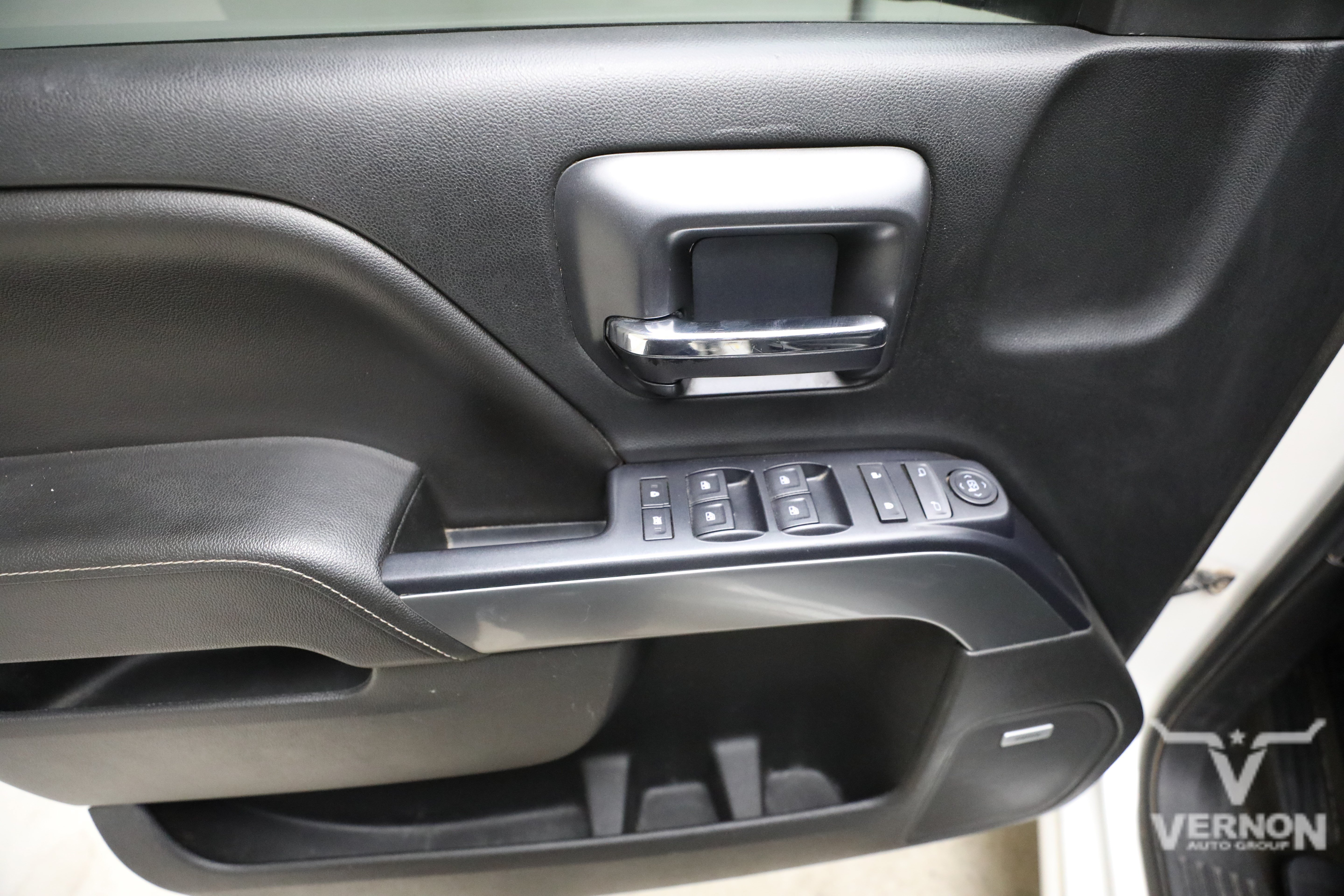 Used 2015 Chevrolet Silverado 1500 LT RWD image 18