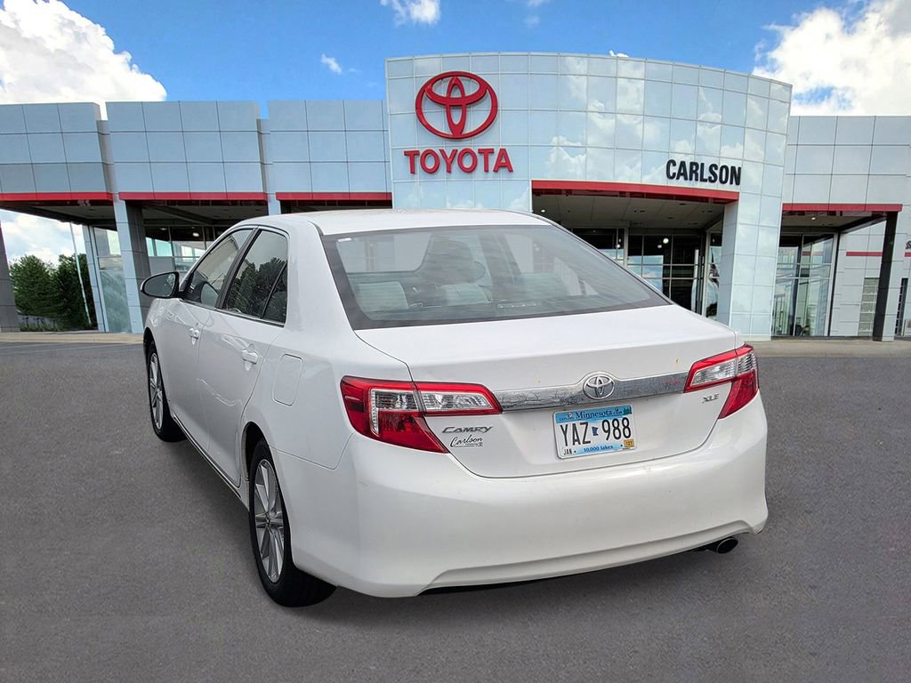 Used 2012 Toyota Camry XLE FWD image 5