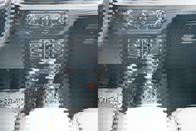 New 2025 Jeep Wrangler Unlimited Sahara image 30