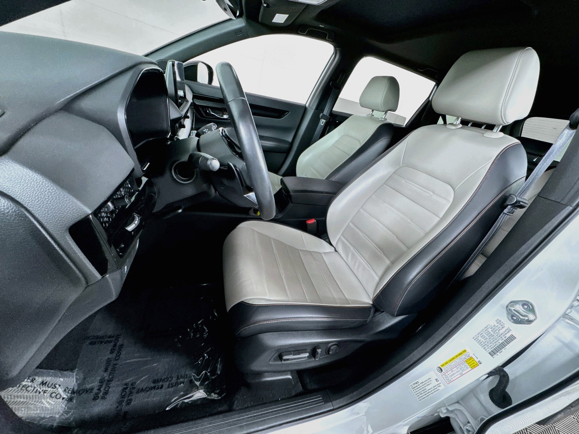 Used 2023 Honda CR-V Sport Touring image 11