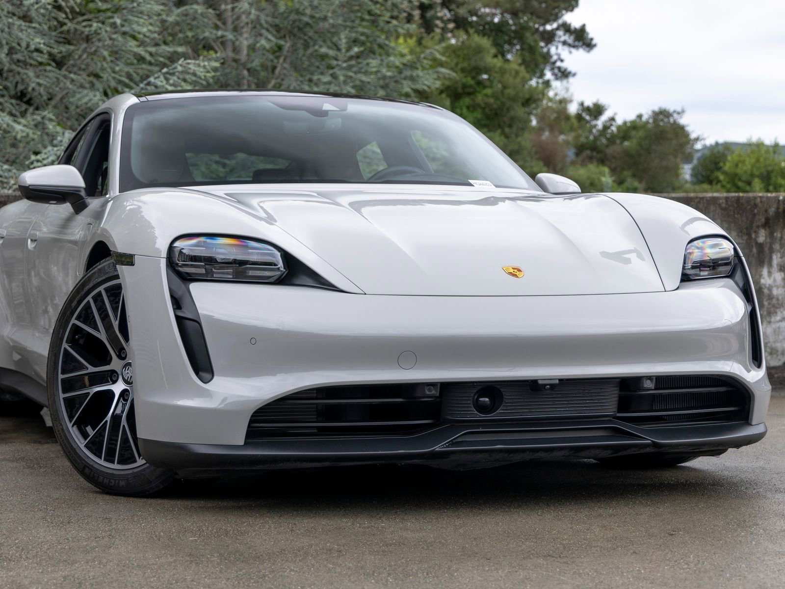 Certified 2022 Porsche Taycan 4S AWD/4WD image 9